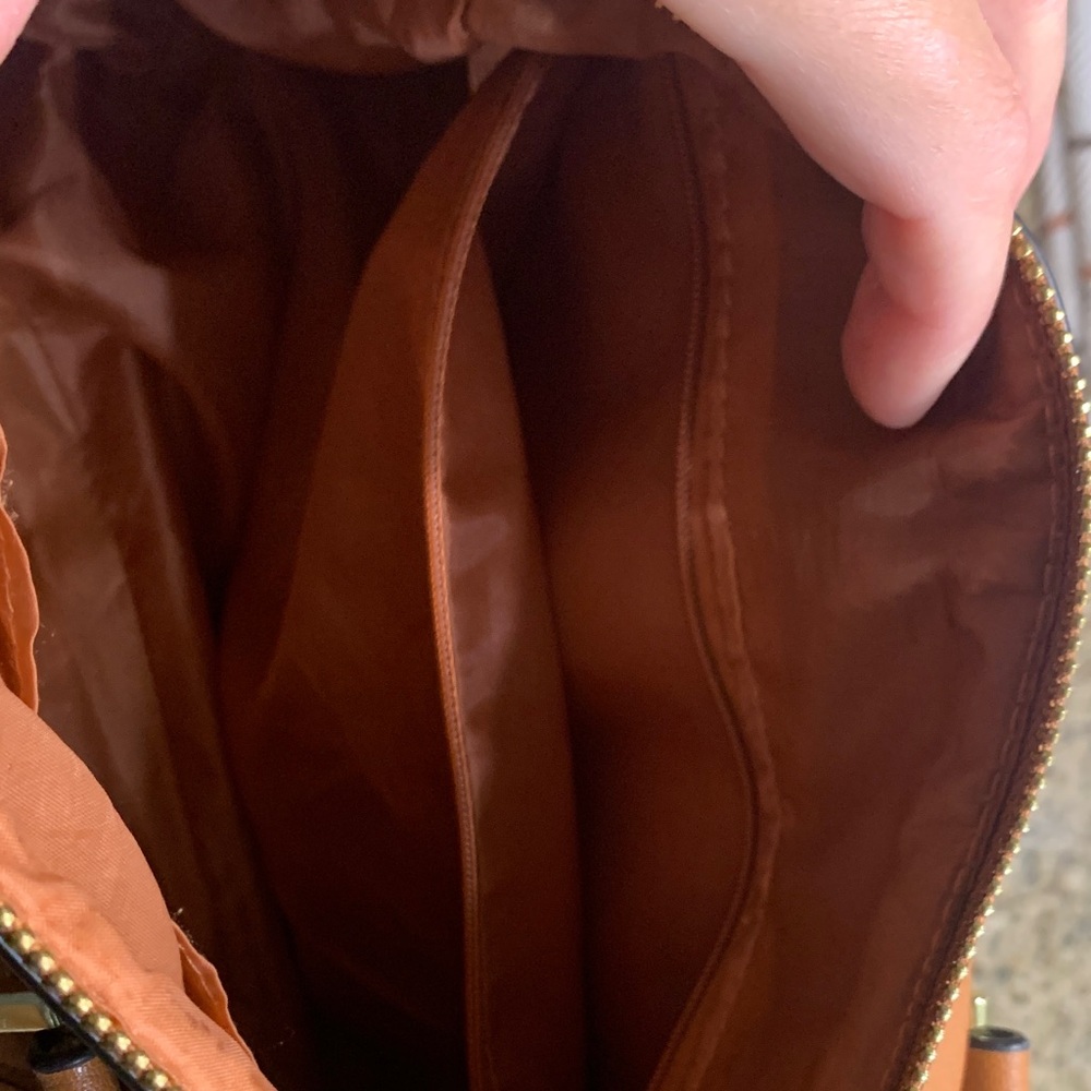 Stylish Brown Handbag - Picture 5 of 6